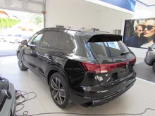 VW Touareg R eHybrid TSI 4MOTION in Grenadillschwarz Met