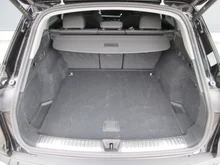 Audi Q5 SUV TDI quattro 150 kW in 0E Mythosschwarz Metallic