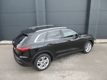 Audi Q5 SUV TDI quattro 150 kW in 0E Mythosschwarz Metallic