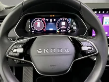 Škoda Octavia Combi Selection TDI DSG in Black-Magic Perleffekt