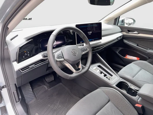 Bild eines VW Golf Rabbit mHEV DSG