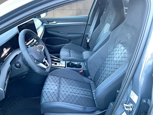 Bild eines VW Golf Sport mHEV TSI DSG