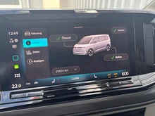 VW Multivan Business eHybrid 180 kW 4MOTION in Candyweiß / Starlight Blue Metallic
