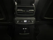 Audi Q4 e-tron quattro in Tamboragrau Metallic