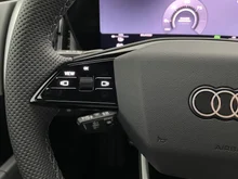 Audi Q4 e-tron quattro in Tamboragrau Metallic