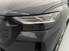 Audi Q4 e-tron quattro in Tamboragrau Metallic