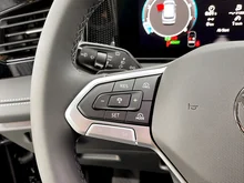 VW Tiguan Friends eTSI DSG in Grenadillschwarz Metallic