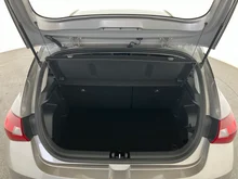Hyundai i20 1,2 MPI i-Line in dunkelgrau - metallic