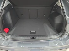 VW Tiguan Friends eHybrid DSG 150 kW in Delfingrau Metallic
