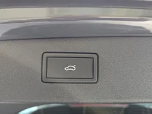 VW Tiguan Friends eHybrid DSG 150 kW in Delfingrau Metallic