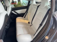 Tesla Model 3 Performance Dual AWD in weiss - metallic