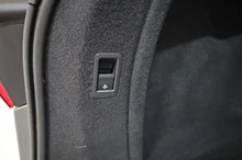 Audi A4 Avant 30 TDI S line in dunkelgrau - metallic