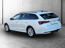 Škoda Octavia Combi Selection TSI mHEV DSG in Moon-Weiß Metallic