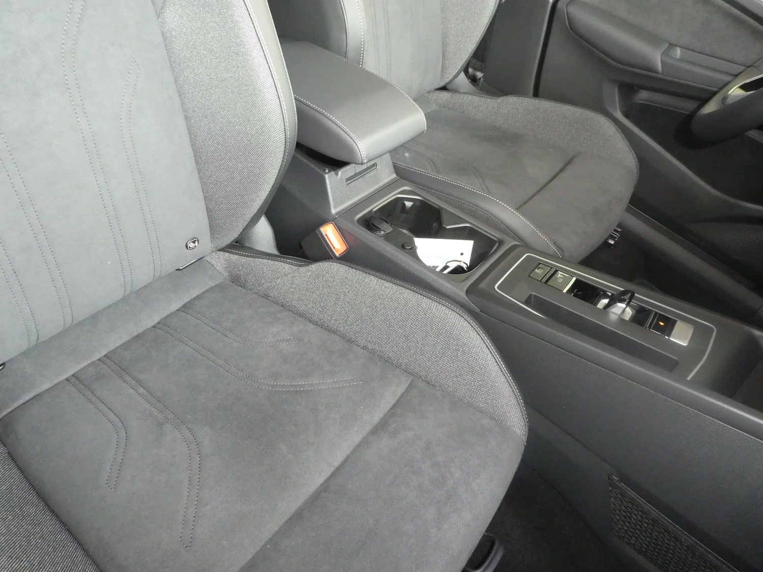 Bild eines VW Golf Sport mHEV TSI DSG