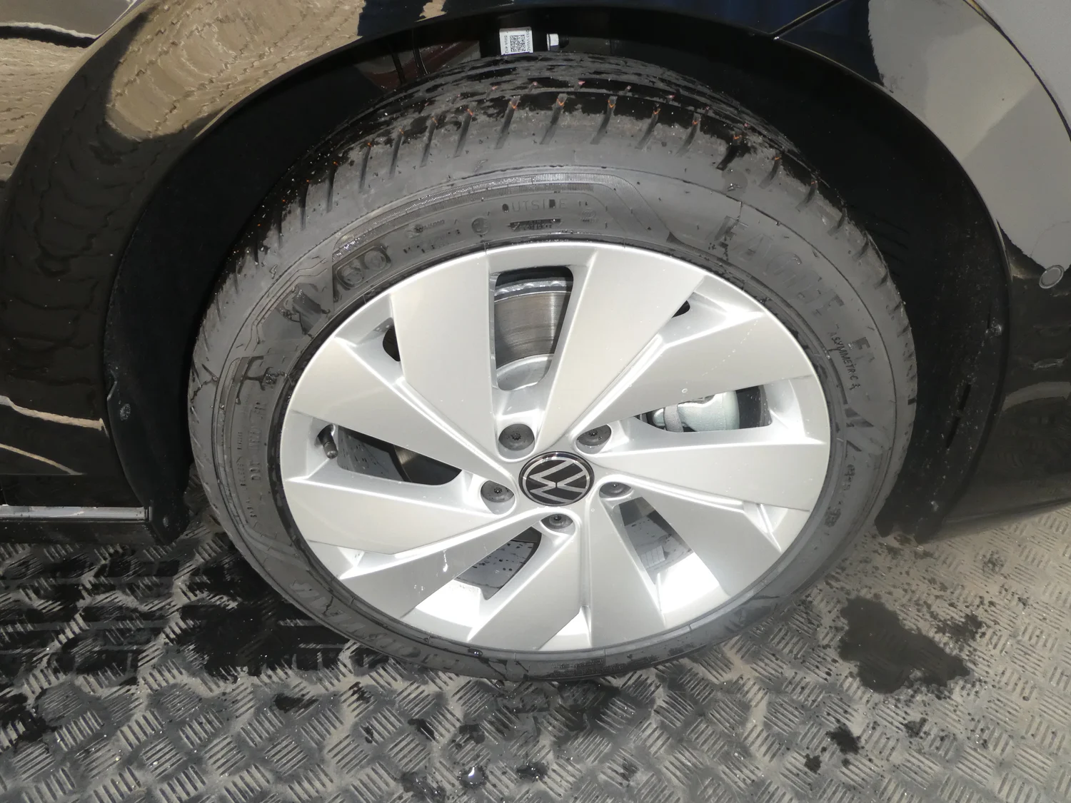 Bild eines VW Golf Sport mHEV TSI DSG