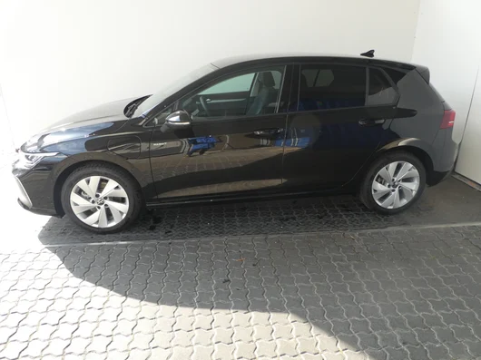 Bild eines VW Golf Sport mHEV TSI DSG