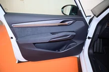 CUPRA Born PLUS 58/61 140kW/190PS in Nevada-Weiß Metallic