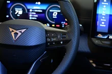 CUPRA Born PLUS 58/61 140kW/190PS in Nevada-Weiß Metallic