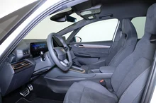 CUPRA Born PLUS 58/61 140kW/190PS in Nevada-Weiß Metallic