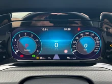 VW Golf R-Line mHEV TSI DSG in  Deep Black Perleffekt