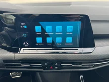 VW Golf R-Line mHEV TSI DSG in  Deep Black Perleffekt