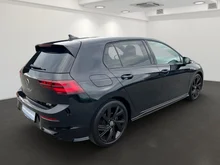 VW Golf R-Line mHEV TSI DSG in  Deep Black Perleffekt