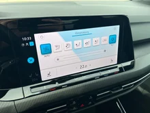 VW Golf R-Line mHEV TSI DSG in  Deep Black Perleffekt