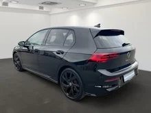 VW Golf R-Line mHEV TSI DSG in  Deep Black Perleffekt