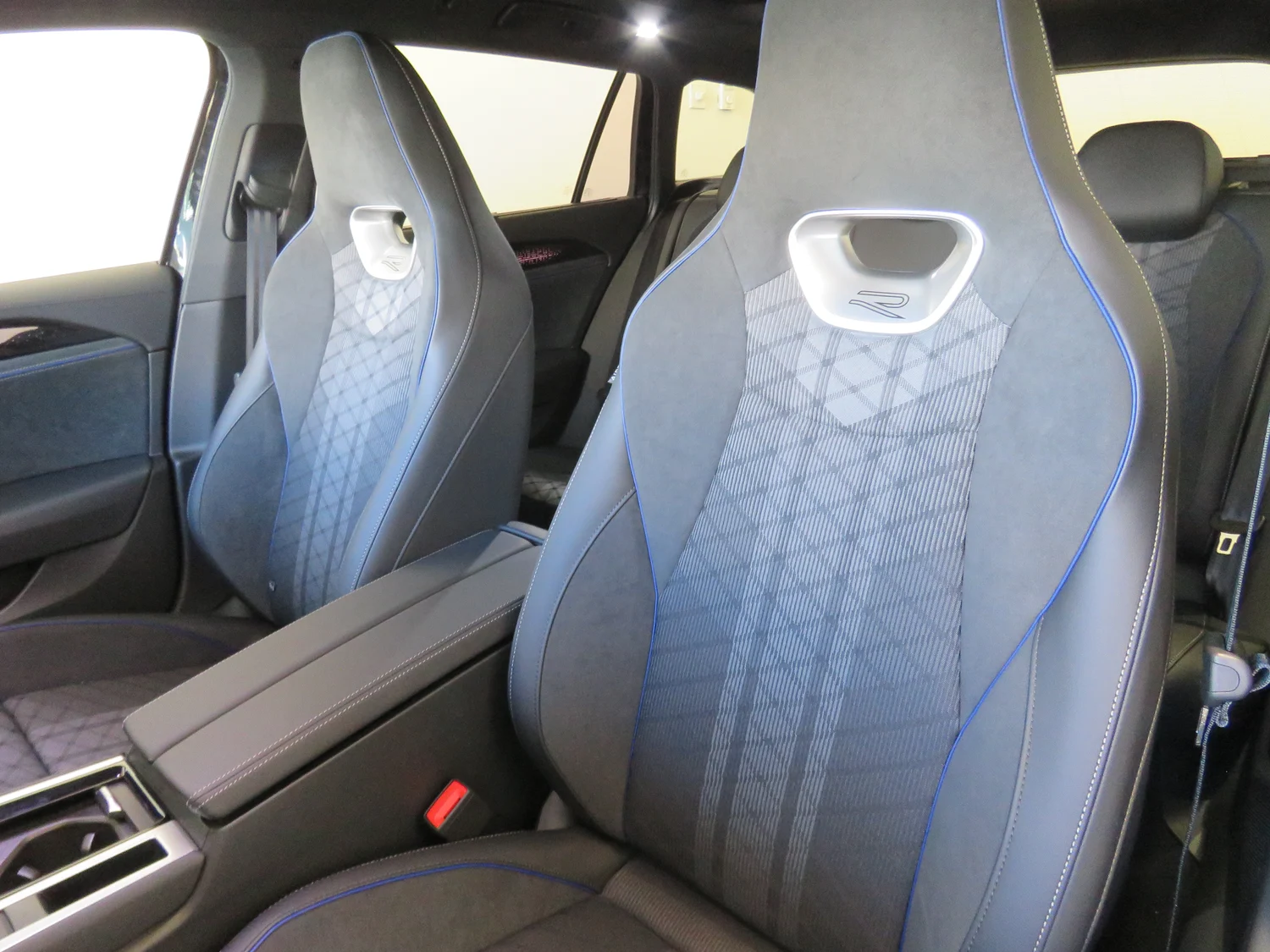 Bild eines Passat Variant Sport TDI DSG