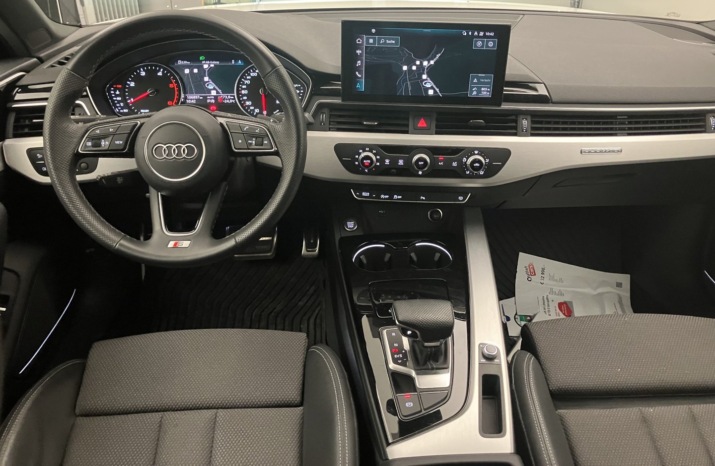 Audi A4 Limousine 40 TDI S line quattro | Bild 12 von 27