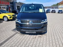 VW Multivan Trendline TDI in 2T Deep Black Perleffekt