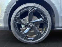 VW T-Roc R-Line eTSI DSG in Wolf Grey Dach Black Uni