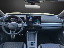 VW T-Roc R-Line eTSI DSG in Wolf Grey Dach Black Uni