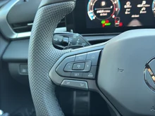VW T-Roc R-Line eTSI DSG in Wolf Grey Dach Black Uni
