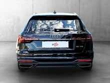 Audi A4 Avant 35 TDI in brillantschwarz Klar