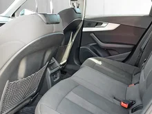 Audi A4 Avant 35 TDI in brillantschwarz Klar