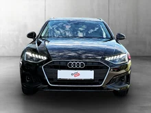 Audi A4 Avant 35 TDI in brillantschwarz Klar