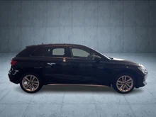 Audi A3 Sportback 30 TFSI in A2 Brillantschwarz