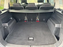 VW Touran Sky TDI SCR 5-Sitzer in Indiumgrau Metallic