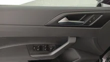 VW Polo 4Me in Deep Black Perleffekt