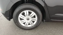 VW Polo 4Me in Deep Black Perleffekt