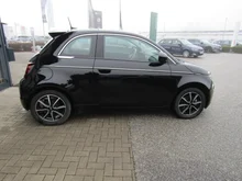 Thumbnail-Foto von Fahrzeug