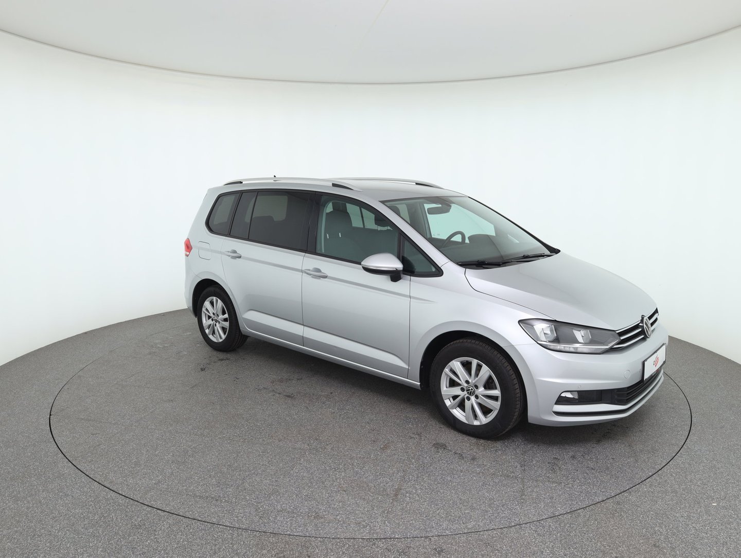 VW Touran Comfortline TDI SCR | Bild 3 von 32