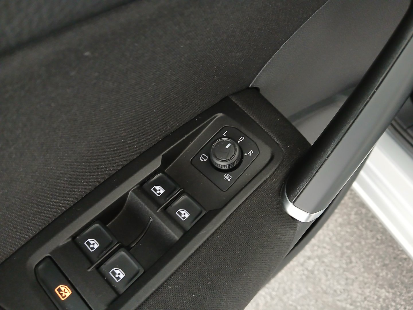 VW Touran Comfortline TDI SCR | Bild 11 von 32