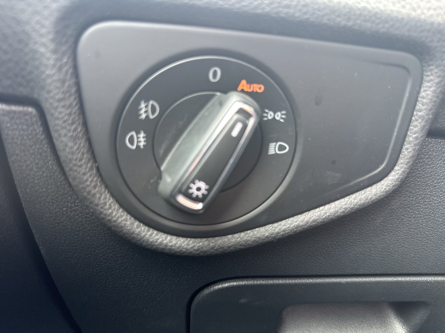 VW Touran Comfortline TDI SCR | Bild 8 von 21