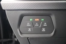 SEAT Leon SP Kombi Style Edition 1.5TSI 115PS in Nacht-Schwarz Metallic