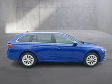 Škoda Octavia Combi Style TDI DSG in Energy-Blau
