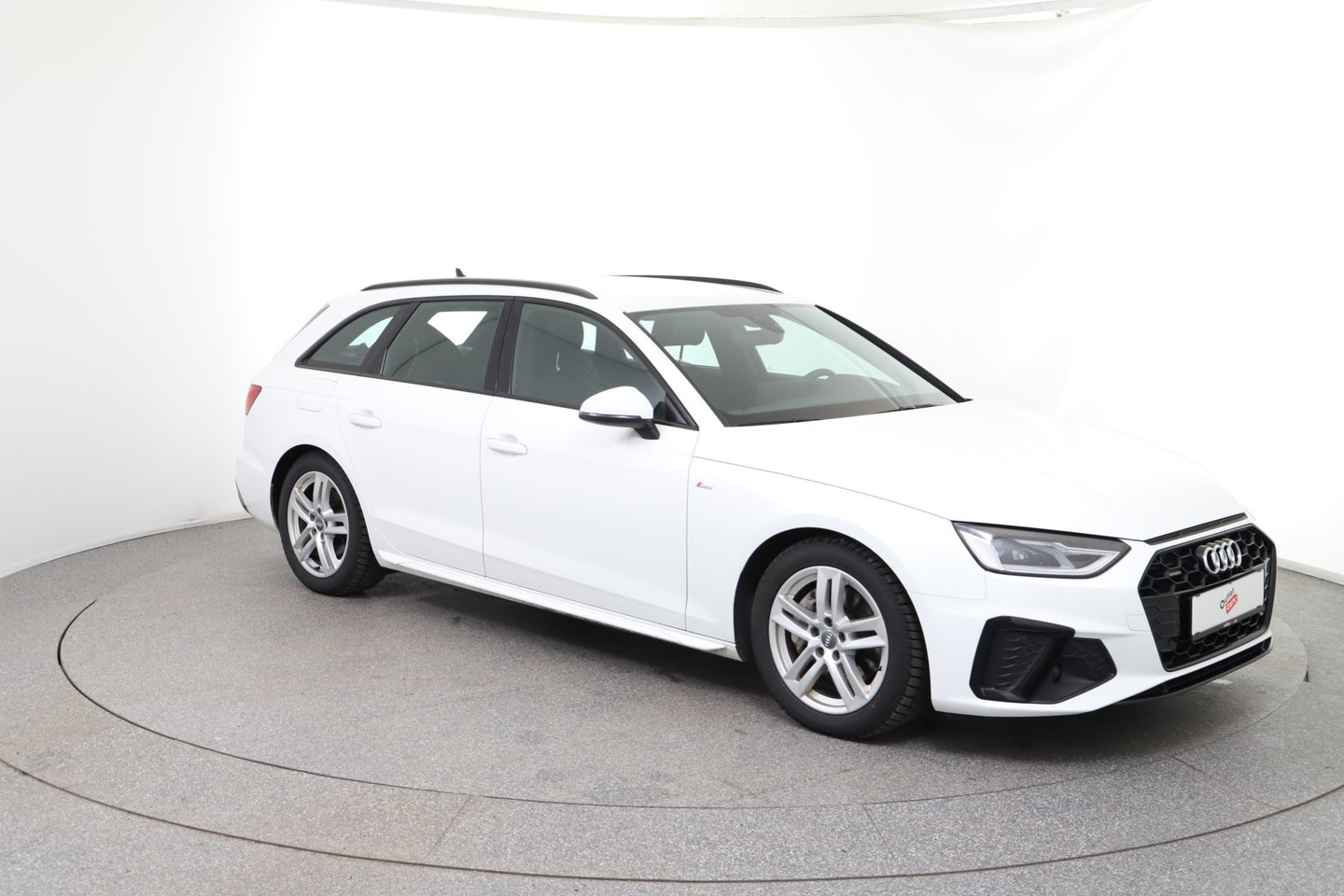 Audi A4 Avant 40 TDI quattro S line | Bild 7 von 29