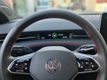 VW ID.7 Tourer GTX 4MOTION 250kW Business in Gletscherweiß Metallic Dach Schwarz