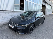 VW Golf Sport mHEV TSI DSG in Grenadillschwarz Metallic